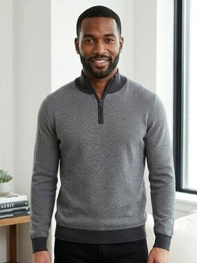 Men's Heather Gray Half-Zip Sweater- Size MEDIUM- Like NEW